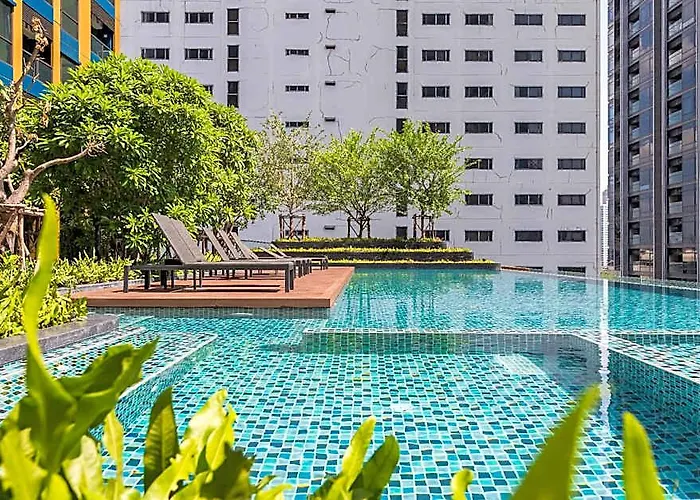 Lumpini Phetchaburi-makkasan Апартаменты *